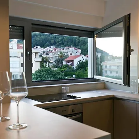 Lone 4* Luxury Penthouse In Center Apartment *
