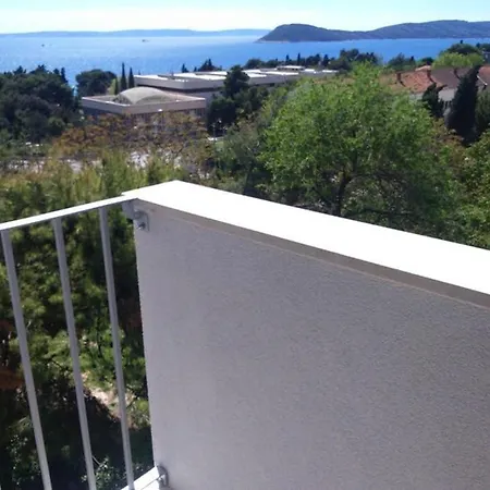 Lone 4* Luxury Penthouse In Center Apartment Split