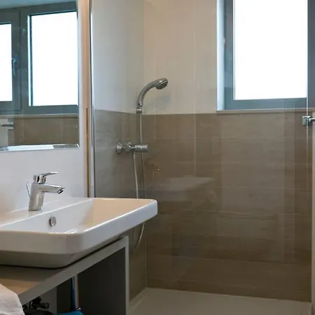 Lone 4* Luxury Penthouse In Center Apartment *